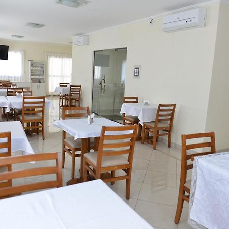 Hotel Poeta Flat อิตาจูบา ภายนอก รูปภาพ